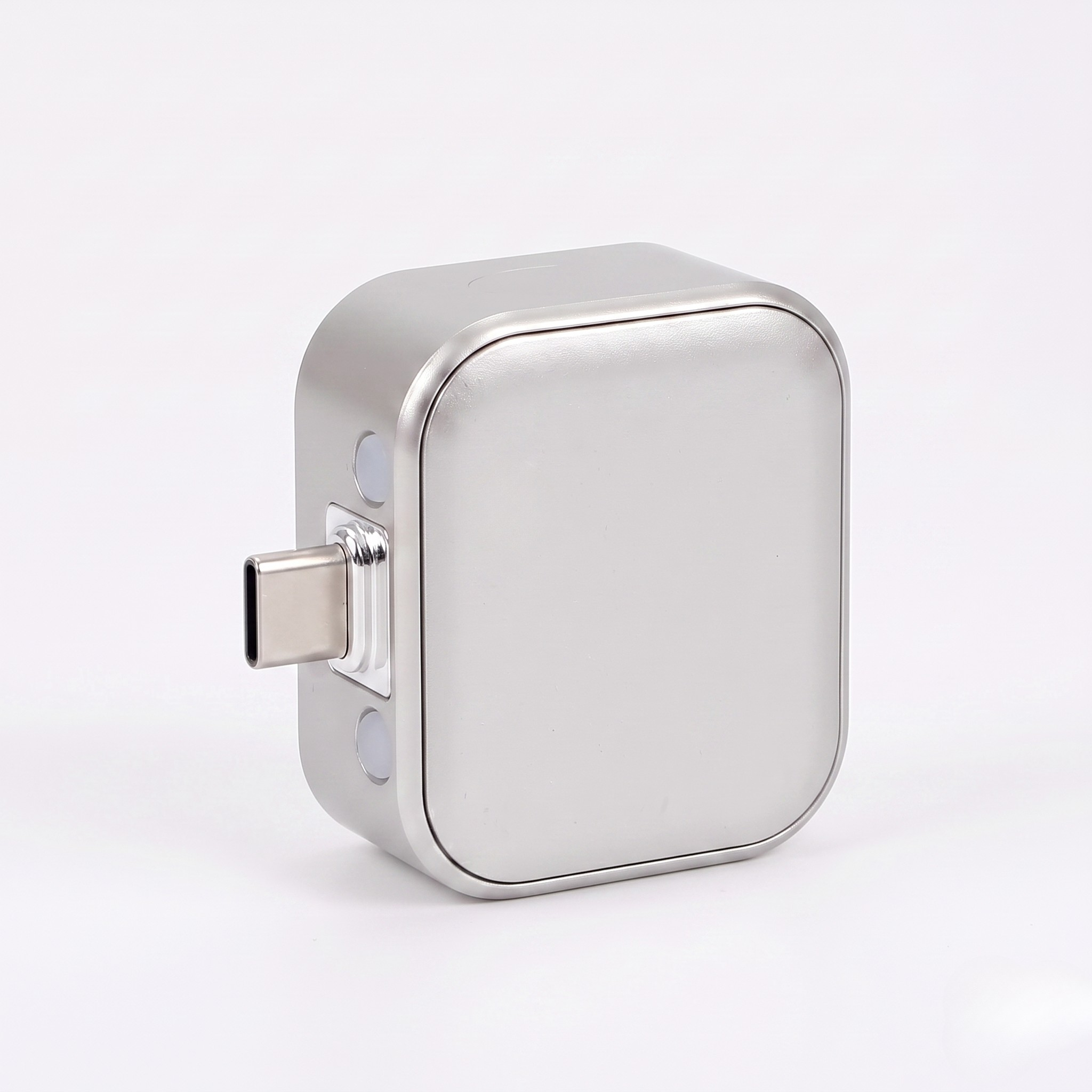 Cargador rápido de 140W: corte automático para proteger tu batería